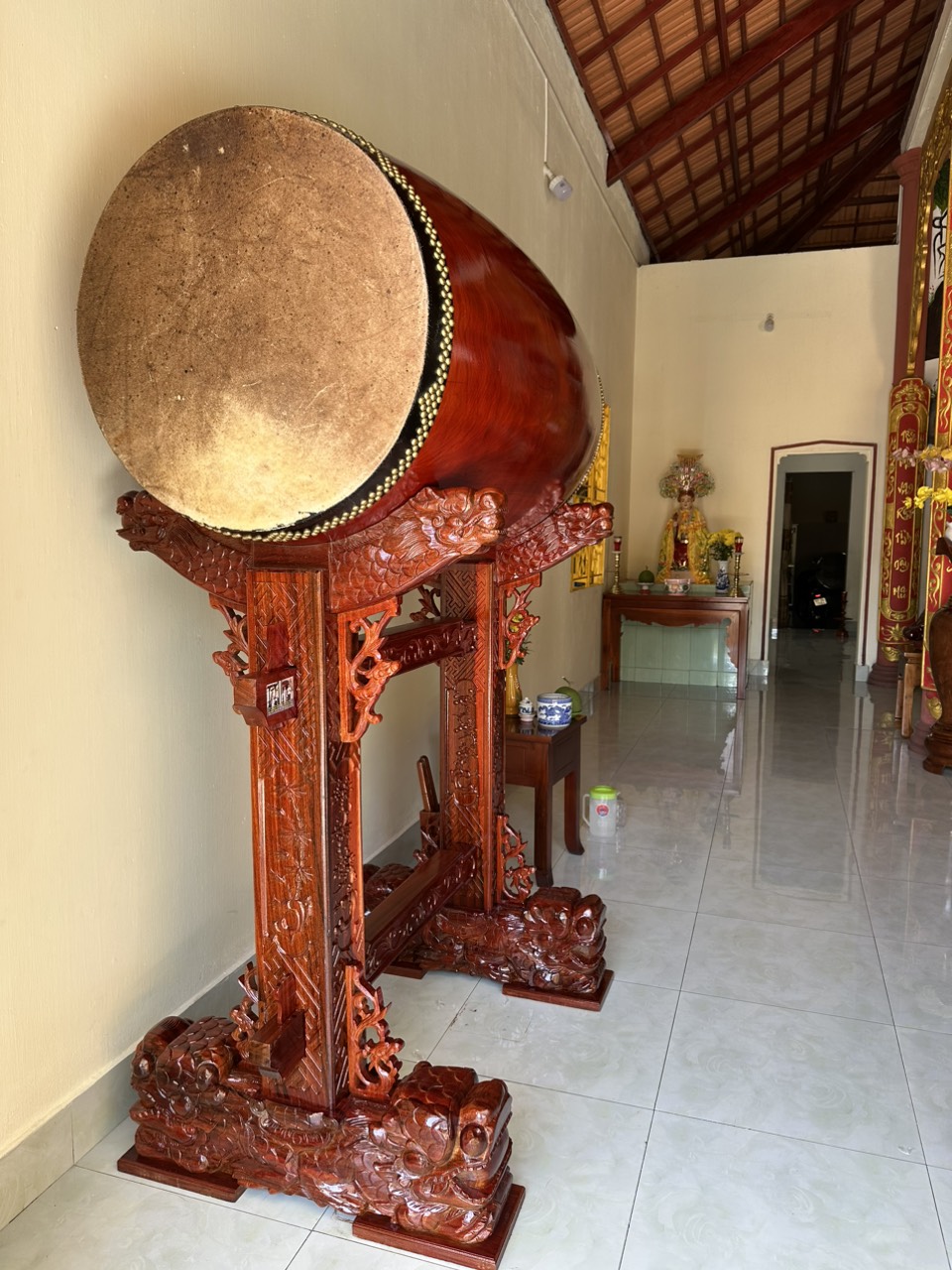 trống chùa nguyên khối