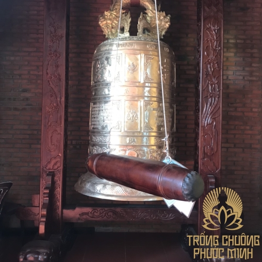 Đại Hồng chung 700kg chùa Khuông Việt